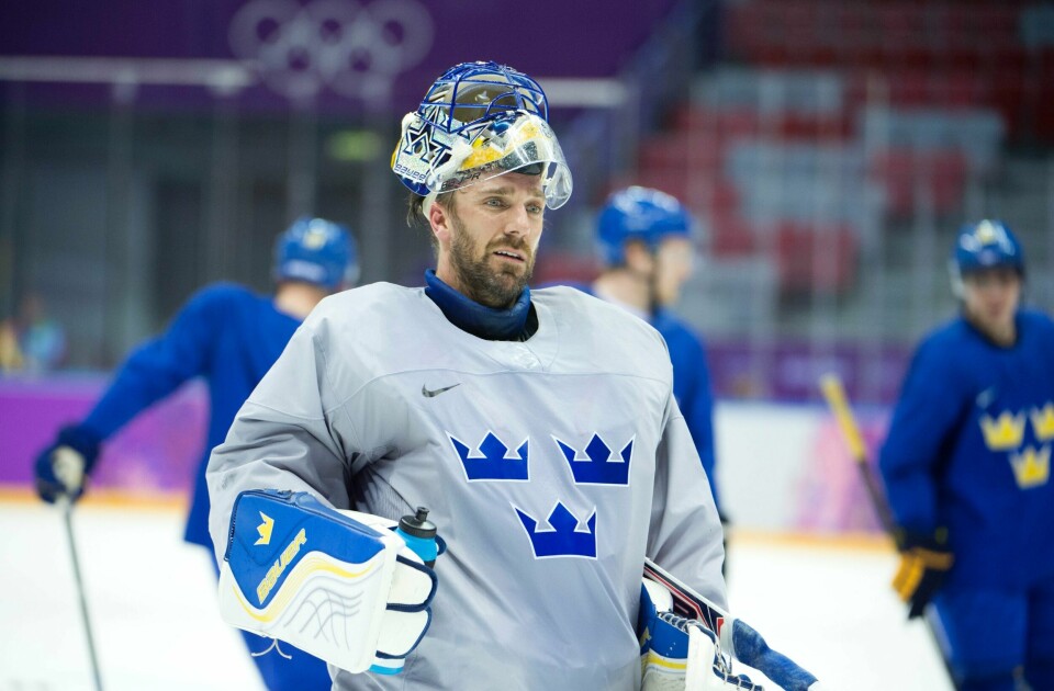 Henrik Lundqvist er en legende, både i NHL og på det svenske landslaget. Skuddstopperen har 74 landskamper og ett OL-gull, ett OL-sølv og to VM-sølv med «Tre Kronor». Foto: Tobias Röstlund / TT.