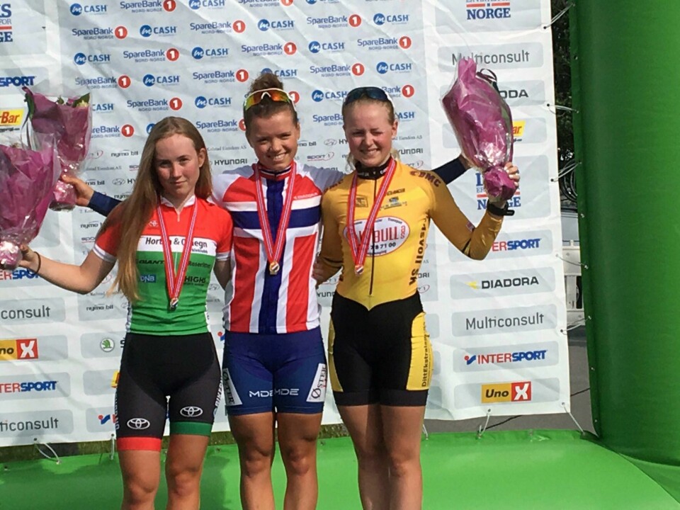 Susanne Andersen utklasset Ingvild Gåskjenn og Thea Kristine Matter på dagens tempo. Foto: Norges Cykleforbund