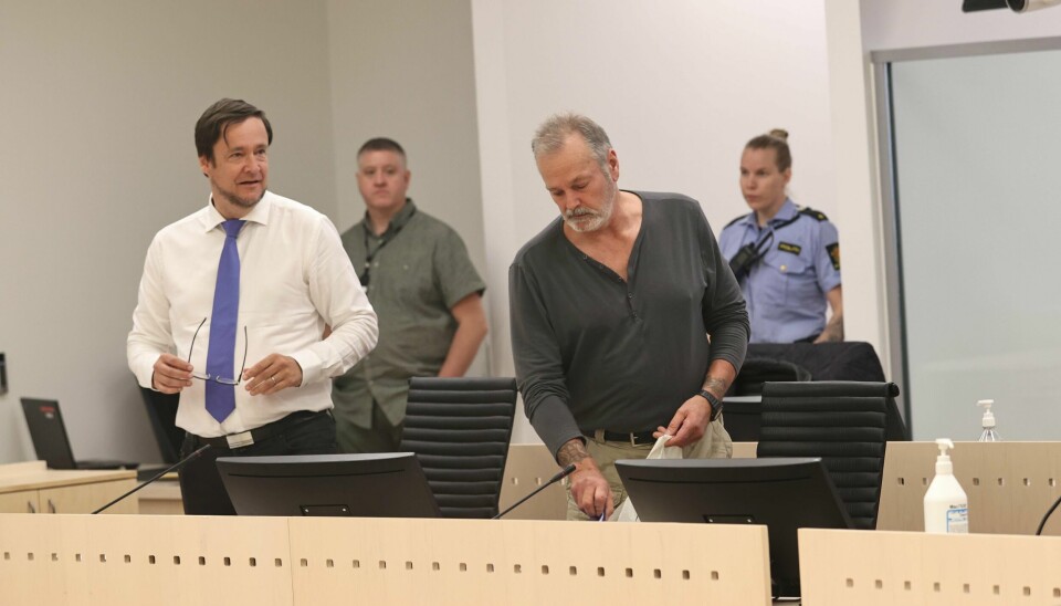 Forsvarer John Christian Elden og ekspolitimann Eirik Jensen i forbindelse med fengslingsmøtet i Oslo tingrett i forrige uke. Foto: Geir Olsen / NTB scanpix