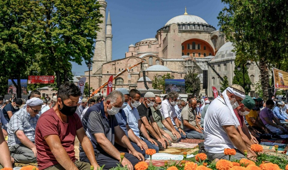 Erdogans beslutning om å forvandle Hagia Sofia i Istanbul til en moské, blir betraktet som en eneste stor provokasjon av grekerne, skriver Stian Bromark. Foto: Bulent Kilic/AP/NTB scanpix