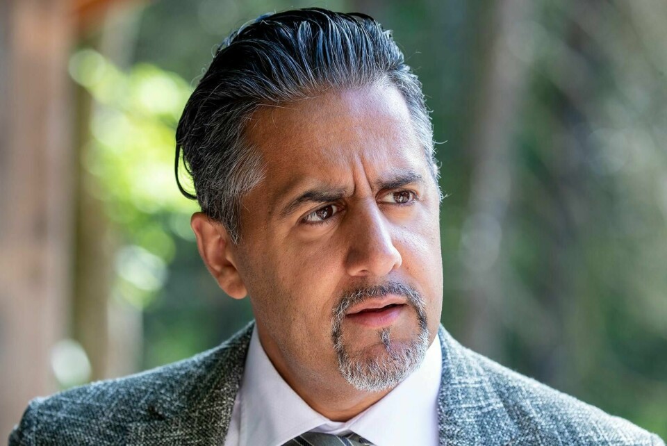 I sommer reiste Abid Raja land og strand rundt og snakket varmt om seg selv og Venstre. Nå er han taus om lederkampen i partiet. Foto: Terje Pedersen/NTB scanpix