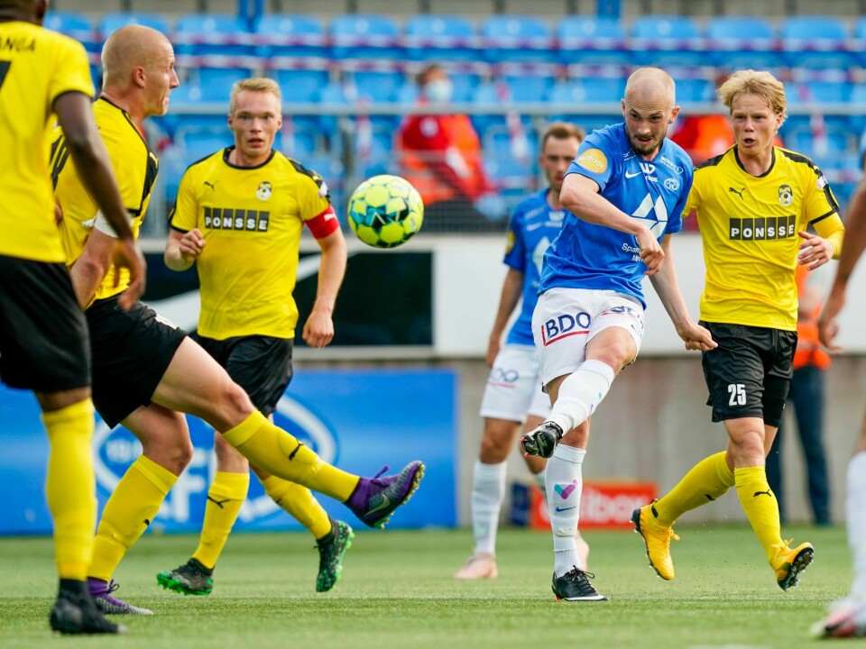 Eirik Hestad scorer Moldes ledermål mot finske KuPS i mesterligakvalifiseringen i fotball.