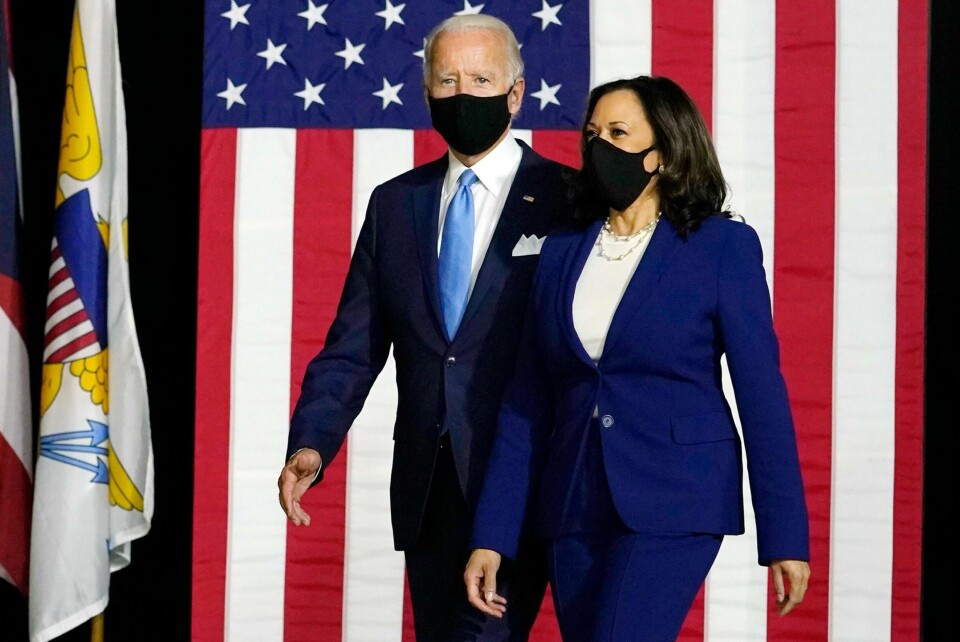 Joe Biden og hans visepresidentkandidat Kamala Harris forrige uke da de møtte pressen i Wilmington i Delaware. Denne uka samles Demokratene til digitalt landsmøte.