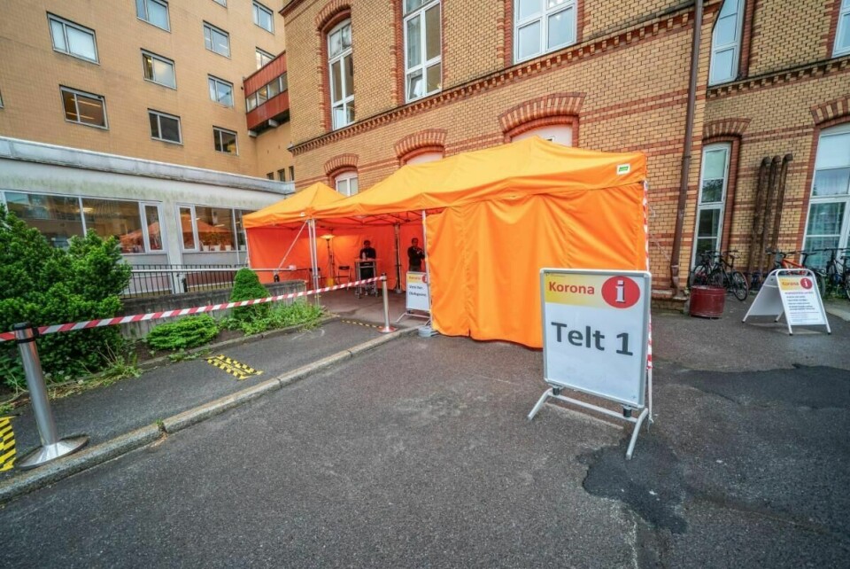 En teststasjon for korona utenfor kvinneklinikken på Oslo universitetssykehus Ullevål.