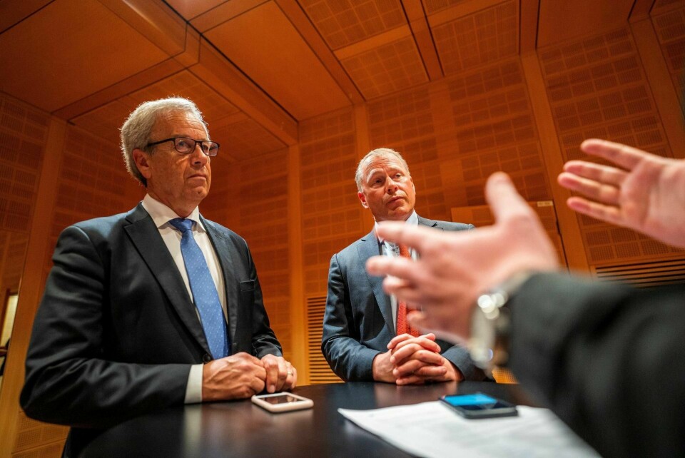 Hvis sentralbanksjef Øystein Olsen (t.v.) tviholder på sin rett til å holde fast på ansettelsen av Nicolai Tangen (t.h.) som oljefondssjef, utfordrer han Stortinget på en måte som vil være enestående i norsk historie, skriver Arne Strand. Foto: Håkon Mosvold Larsen/NTB scanpix