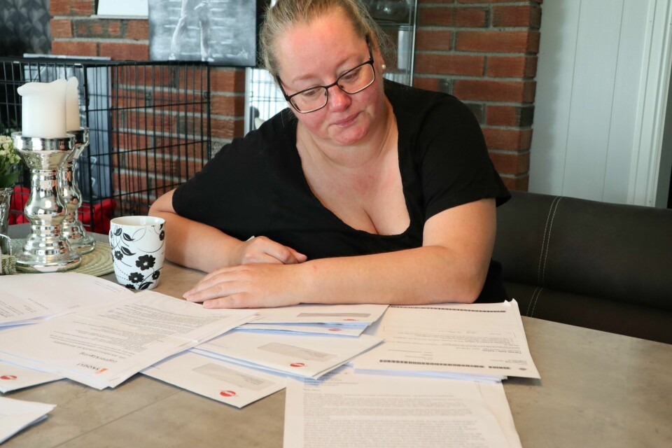 Jane Solheim (43) har kjempet mot Nav siden mai 2019, da søknaden hennes om uføretrygd ble avslått. Nav mener Solheim ikke er ferdig medisinsk utredet siden hun ikke har forsøkt kognitiv terapi, til tross for at Solheim har blitt henvist til kognitiv terapi flere ganger – og blitt avvist, da behandlingsstedene ikke kan se at Solheim har behov for psykisk helsehjelp.