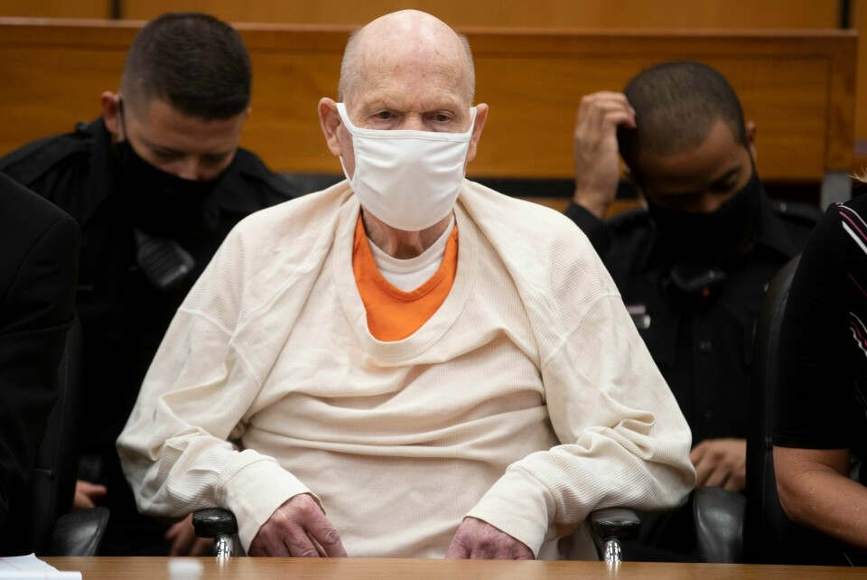 «Golden State Killer» Joseph DeAngelo ble fredag dømt til elleve løpende livstidsdommer. Den tidligere politimannen sto bak flere drap og seksuelle overfall på 70- og 80-tallet, men var på frifot i fire tiår.