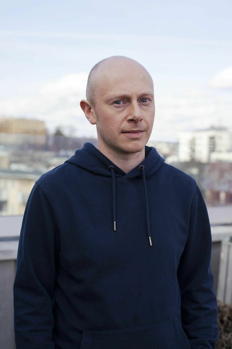 Atle Berge er tildelt LOs litteraturpris for romanen «Puslingar». Foto: Sara Berntsen/Samlaget