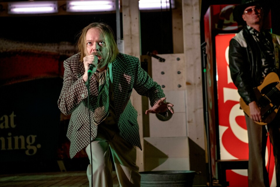 Eivin Santhe i Det Norske Teatrets oppsetning av 'Bestialitetens historie' Bestialitetens historie av Jens Bjørneboe. Regi: Ivica Buljan. Det Norske Teatret på Scene 2.