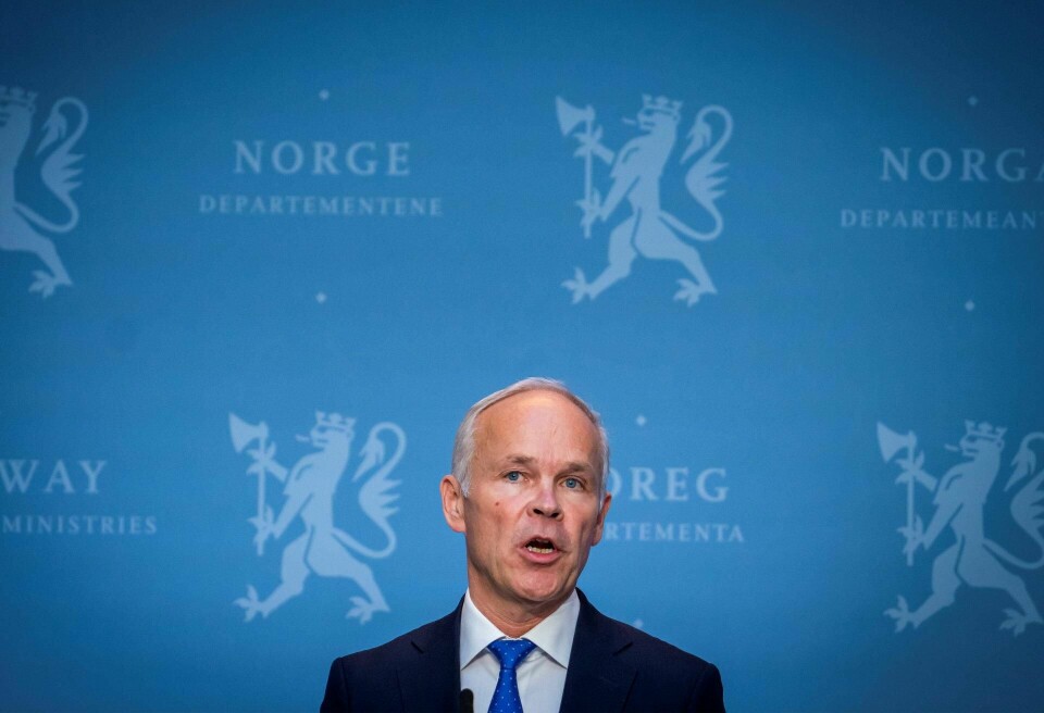 Finansminister Jan Tore Sanner (H) varsler en ny krisepakke «tidlig i høst». Det synes å bli for sent, mener kommentator Kjell Werner. Foto: Heiko Junge/NTB scanpix