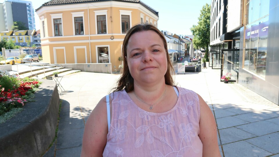 Irene Hetmann Landgren (Moss Ap) er leder i hovedutvalget for Oppvekst og utdanning i Moss kommune. Hun vil fremme utsettelseforslag når det gjelder sammenslåing av Ramberg og Reier barnehager. Irene Hetman Landgren (Moss Ap). Helsepolitiker.