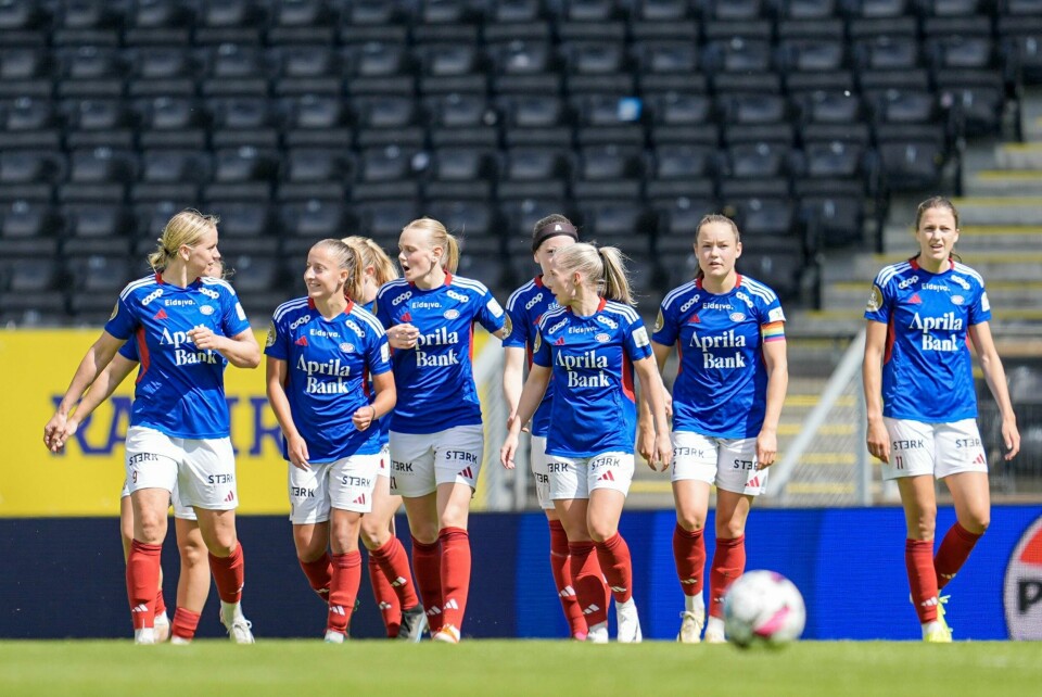 Vålerenga slo Rosenborg i toppkampen i Toppserien lørdag etter at Elise Thorsnes (t.v.) satte inn det avgjørende straffesparket rett før slutt. Vålerenga slo Rosenborg i toppkampen i Toppserien. Foto: Ole Martin Wold / NTB