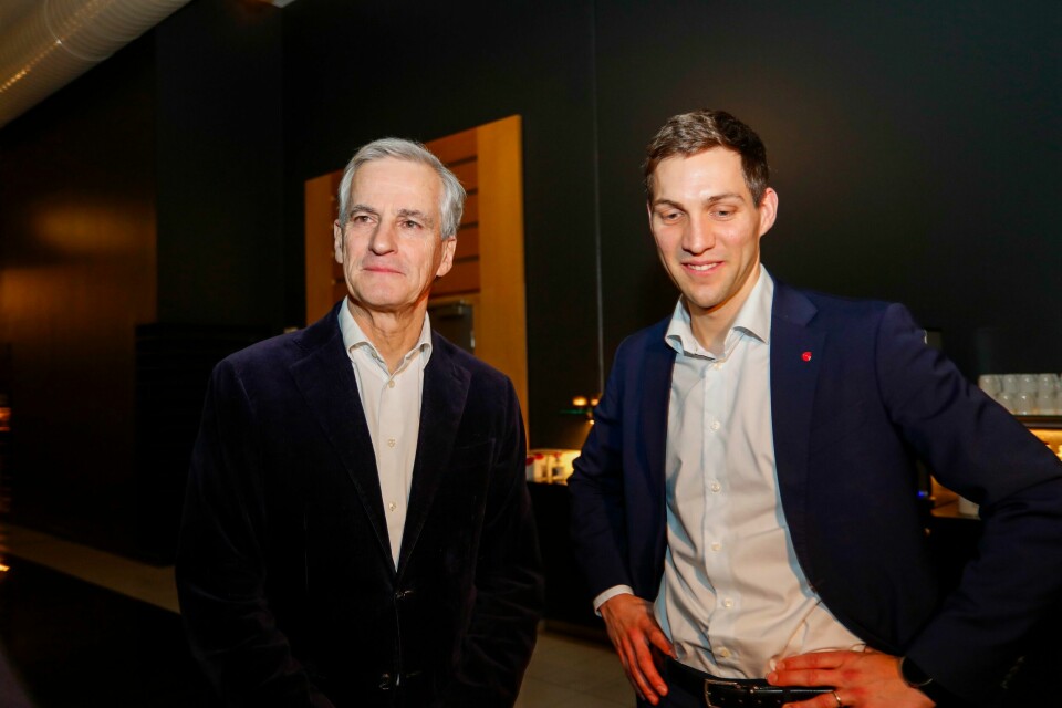 Statsminister Jonas Gahr Støre og mIljø- og klimaminister Andreas Bjelland Eriksen (Ap). Trolig ville sterkere samordning og ledelse fra statsministerens kontor skapt mer handling på klimafeltet, skriver vår kommentator. .