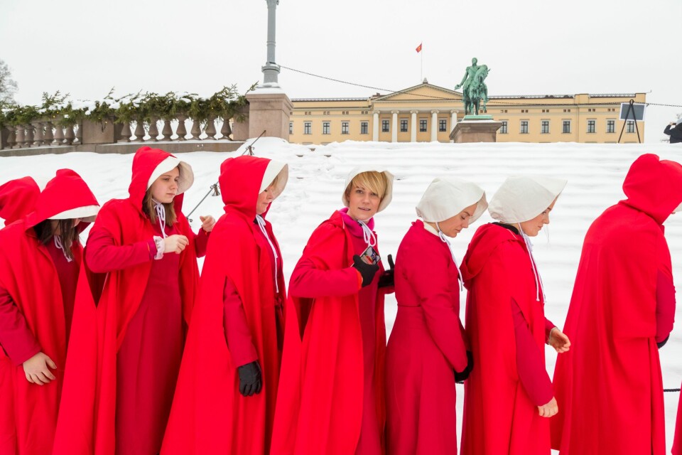 Sigrid Bonde Tusvik m.fl. på Slottsplassen denne uka. Sigrid Bonde Tusvik m.fl. på Slottsplassen denne uka.
