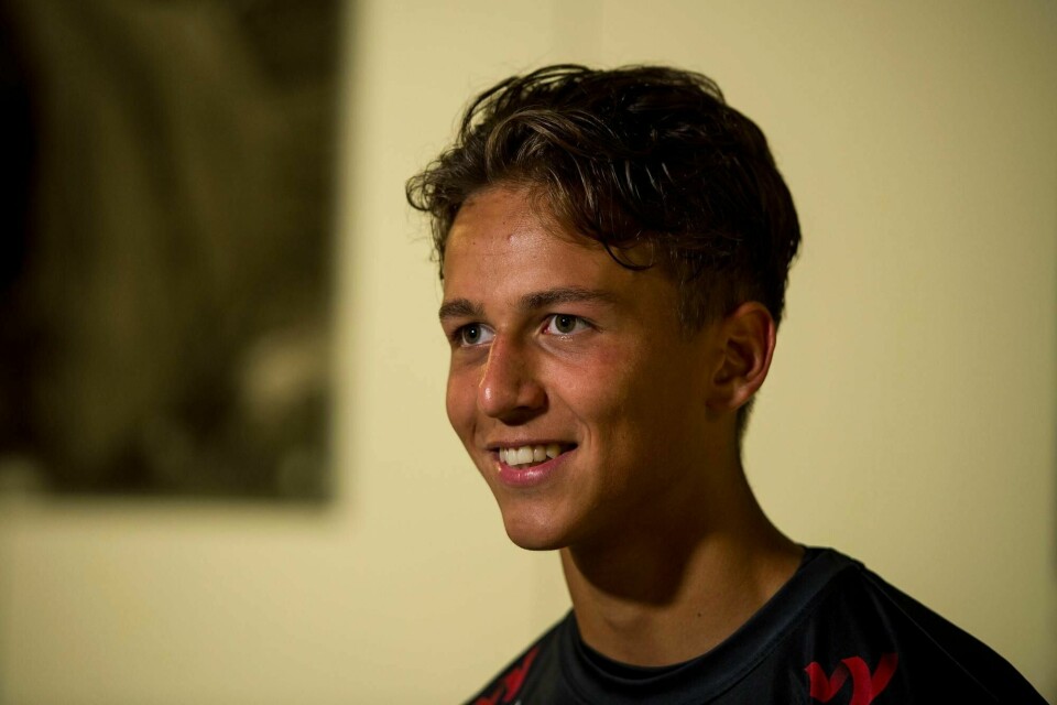 Adrian Pereira redder fort Viking fra en langt styggere økonomisk smell i 2020 med en overgang til gresk fotball. Samtidig peker sportsleder Espen Iversen i RA på den sportslige svekkelsen ved salget. Foto: Carina Johansen, NTB scanpix