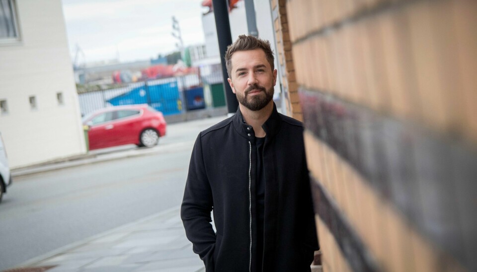 Tommy Fredvang gir ut albumet «Har deg på hjernen» i dag. Dette er hans første soloalbum på ti år, og hans første på norsk.