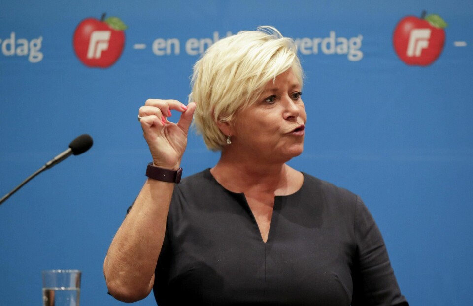 Frp-leiar Siv Jensen skuldar skribent Jarl Wåge for å vere «tunglært» etter eit lesarbrev i Rogalands Avis.