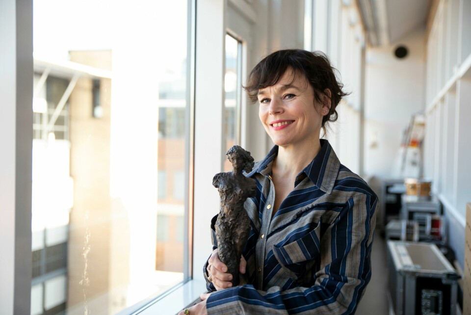 Gjertrud Jynge med Heddaprisen for beste kvinnelige hovedrolle. Oslo 20200916. Gjertrud Jynge med Heddaprisen for beste kvinnelige hovedrolle.Foto: Maren Klakegg, NTO/Heddaprisen / NTB