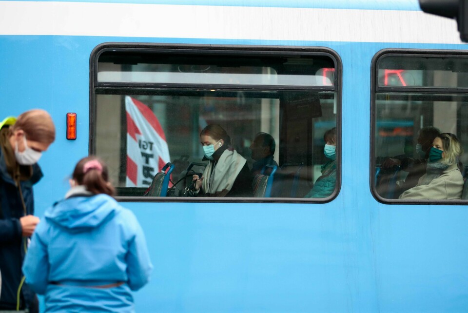 Ruter forteller at de ikke har noen sanksjonsmuligheter overfor de som eventuelt ikke bruker munnbind.