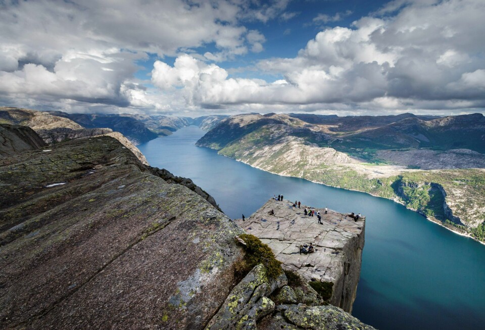 Preikestolen er blant turistdestinasjonene som opplever stor trafikk.