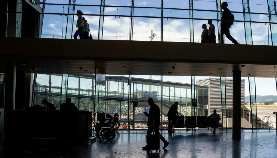 Seks SAS-flyginger ble kansellert fra Gardermoen søndag. Seks SAS-flyginger ble kansellert fra Gardermoen søndag. Foto: Javad Parsa / NTB