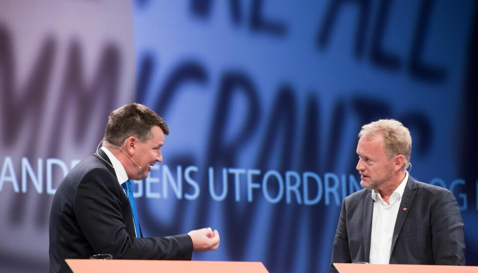 Justisminister Tor Mikkel Wara (Frp) og byrådsleder Raymond Johansen (Ap) i samtale om innvandring under Arendalsuka onsdag denne uken.