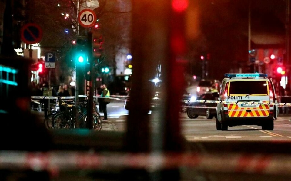 Det utløste en større politiaksjon da en 17 år gammel gutt ble tatt med en liten, hjemmelagd bombe på Grønland i Oslo i fjor vår. I Høyesterett ble den nå 18 år gamle guttens straff redusert med to måneder.