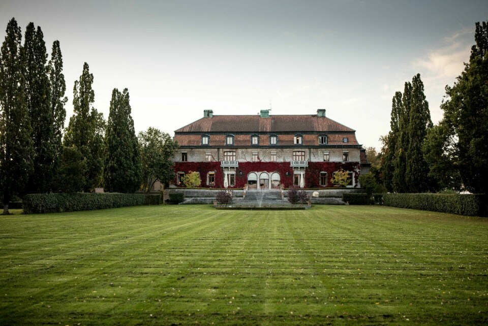 Bjertorp Slott er et av slottene du kan overnatte på i Vest-Sverige. Restauranten her er oppført i White guide. FOTO: ROBERT DAHLBERG Bjertorp Slott er et av slottene du kan overnatte på i Vest-Sverige. Restauranten her er oppført i White guide. FOTO: ROBERT DAHLBERG