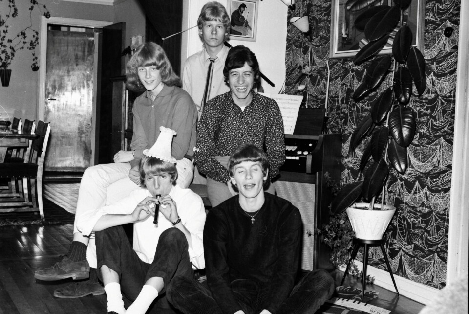 New Beatnicks høsten 1966: Kjell Asperud og Truls Lorck foran. Andre rekke: Terje Andresen og Svein Finjarn. Bak: Finn John Andresen. FOTO: SVEIN BOYE ANDERSEN New Beatnicks høsten 1966: Kjell Asperud og Truls Lorck foran. Andre rekke: Terje Andresen og Svein Finjarn. Bak: Finn John Andresen. FOTO: SVEIN BOYE ANDERSEN