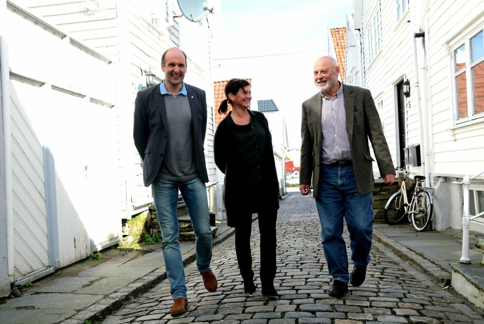 Sp-trioen Bjarne Kvadsheim, Arnhild Skretting og Tore Thomassen mener det er fullstendig uansvarlig å kutte «hele» beredskapen i Rogaland. Foto: Arne Birkemo