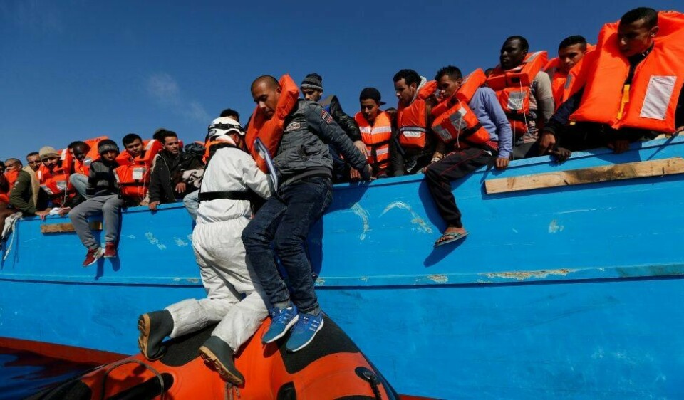 MIGRASJON: Med våren kommer flere migranter over Middelhavet til Europa. Disse ble reddet utenfor Libyas kyst i forrige uke. Men fortsatt er det sånn at migrasjon i Afrika først og fremst er lokal og regional, og ikke til Europa, skriver Maren Sæbø. FOTO: DARRIN ZAMMIT LUPI/NTB SCANPIX