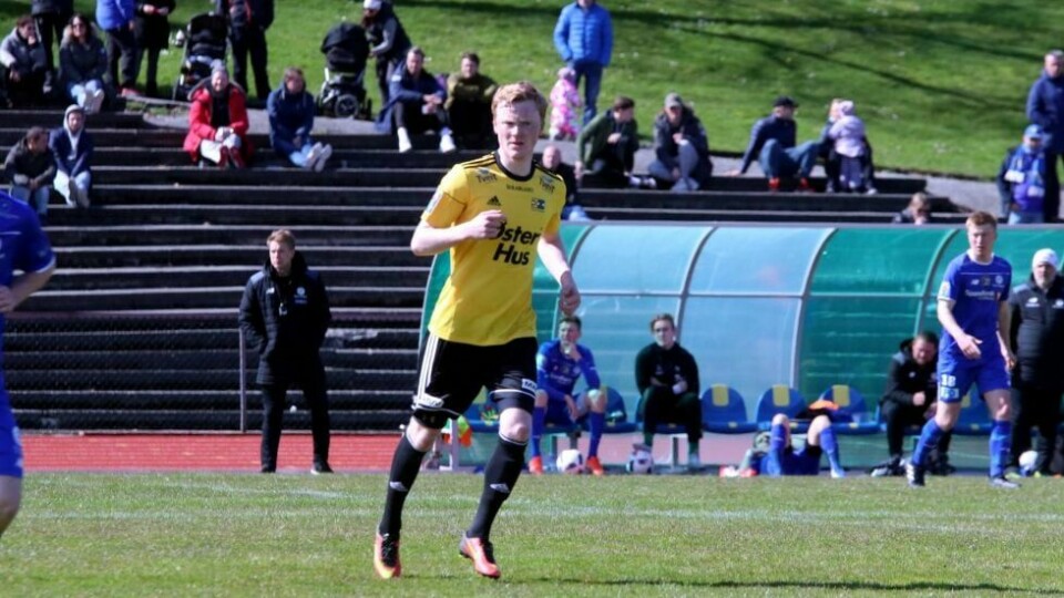 Olav Andreas Lilleås og de andre Sola-spillerne fikk det tøft mot Vard Haugesund i cupens første runde. Foto: Pål Karstensen