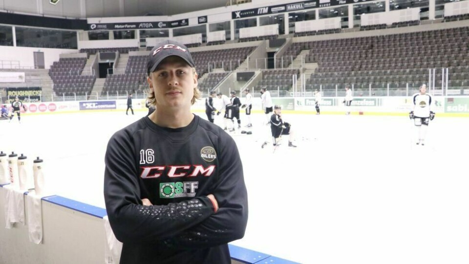 Petter Røste Fossen har takket nei til flere kontraktstilbud fra Oilers, og venter nå på svar på det siste tilbudet som han selv kom med. Foto: Pål Karstensen