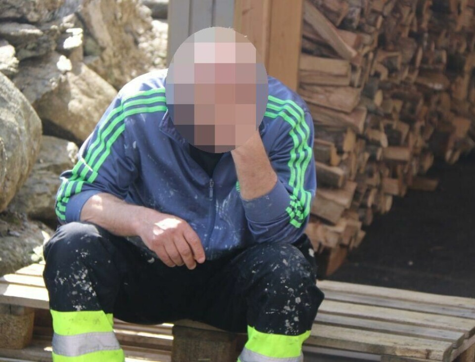 – Gråsonebedriftene som daglig bryter Arbeidsmiljøloven ved ulovlig innleie og sosial dumping går fri, skriver innleggsforfatterne. Bildet er fra en A-krim-aksjon tidligere i år. Foto: A-krim