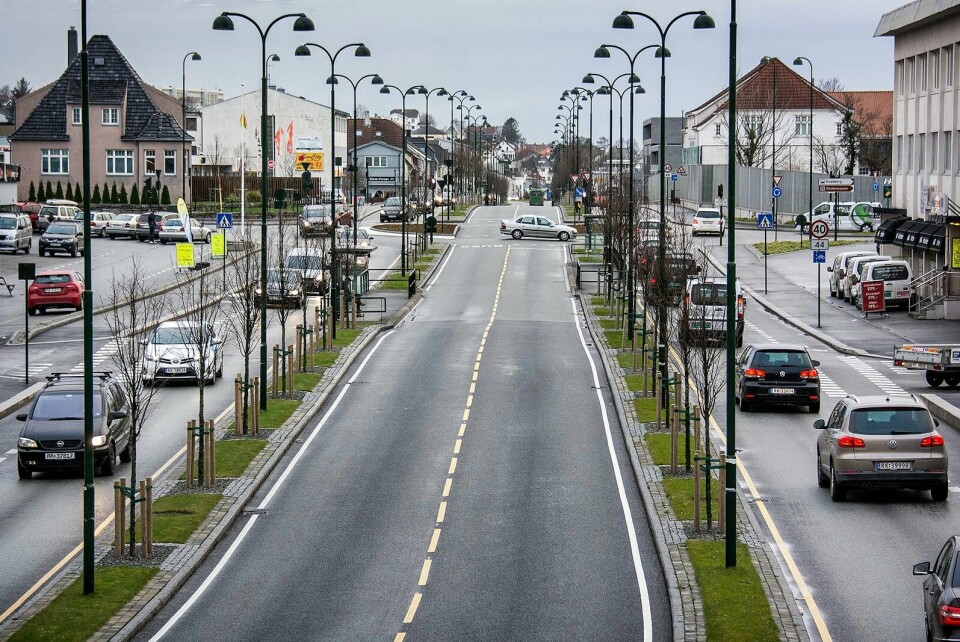 – Enn så lenge er situasjonen slik at flere i Stavanger bruker bil av ulike årsaker for å komme seg fra A til Å, og da er det synd det ikke legges inn tiltak både av hensyn til allmennheten, miljøet og tidsklemma, skriver Stavanger KrF-politiker Tone Therese Paulsen, som er medlem i Hillevåg bydelsutvalg. Illustrasjonsfoto: Roy Storvik