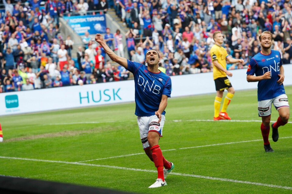 Lettelsens øyeblikk. Moa Abdellaoue har endelig scoret igjen for Vålerenga. Lettelsens øyeblikk. Moa Abdellaoue har endelig scoret igjen for Vålerenga.