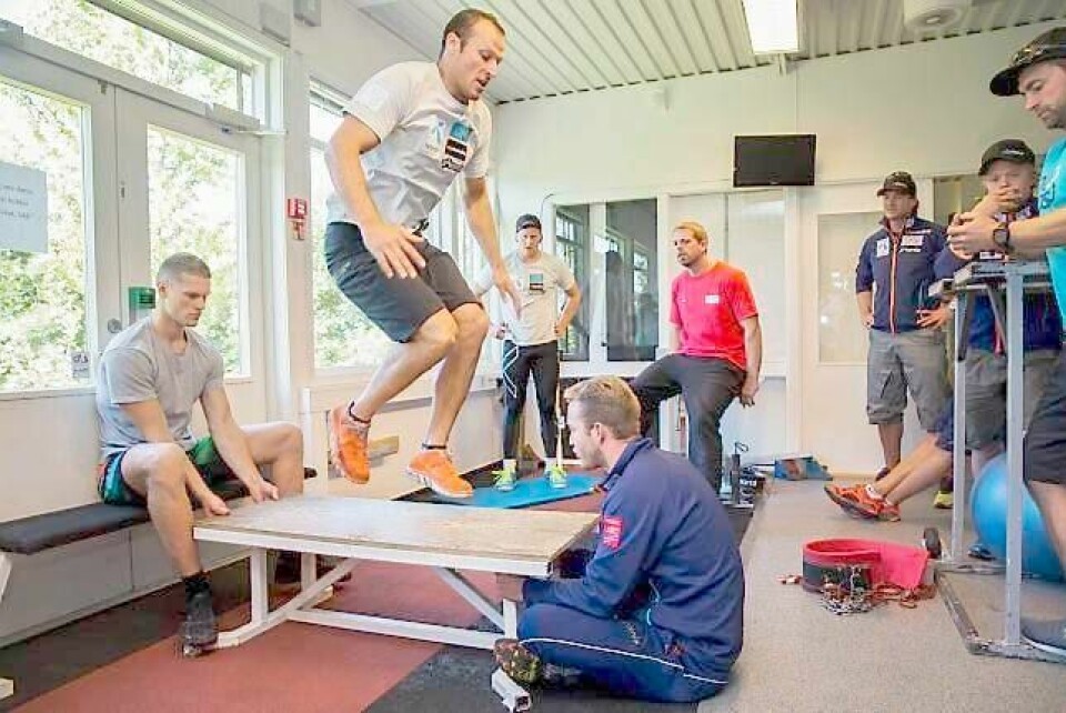 Aksel Lund Svindal under testing på Toppidrettssenteret tidligere i høst. Søndag starter sesongen. FOTO: ERLEND AAS/NTB SCANPIX