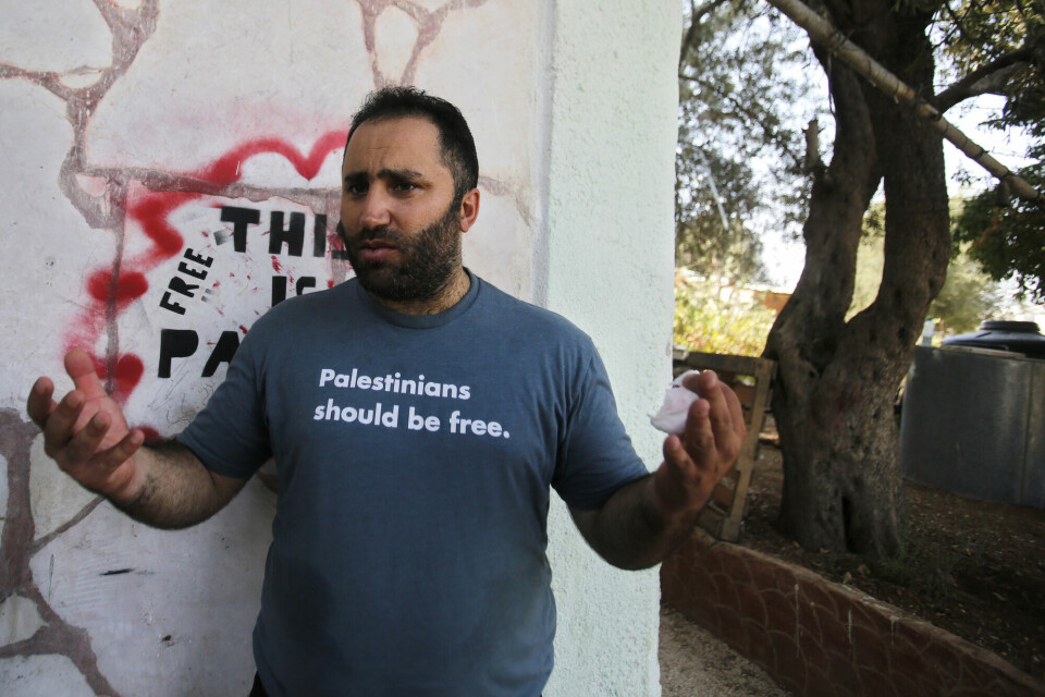 Menneskerettighetsaktivist Issa Amro var en venn av avdøde Nizar Banat. Også Amro frykter for sitt liv. Her i et bilde fra 2017. Menneskerettighetsaktivist Issa Amro var en venn av avdøde Nizar Banat. Også Amro frykter for sitt liv. Her i et bilde fra 2017.