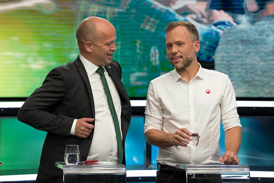 Trygve Slagsvold Vedum vil ikke ha med seg Audun Lysbakken i regjering, men frir heller til Høyre. .