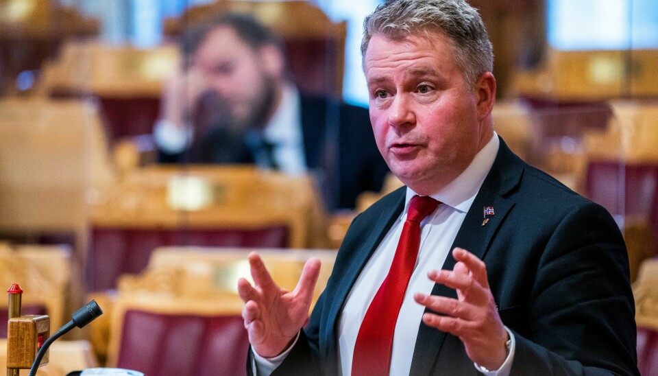 FrPs Per-Willy Amundsen under en muntlig spørretime på Stortinget. Han mener det ikke finnes diskriminering mot homofile eller transpersoner i Norge fra myndighetenes side. FrPs Per-Willy Amundsen under en muntlig spørretime på Stortinget.