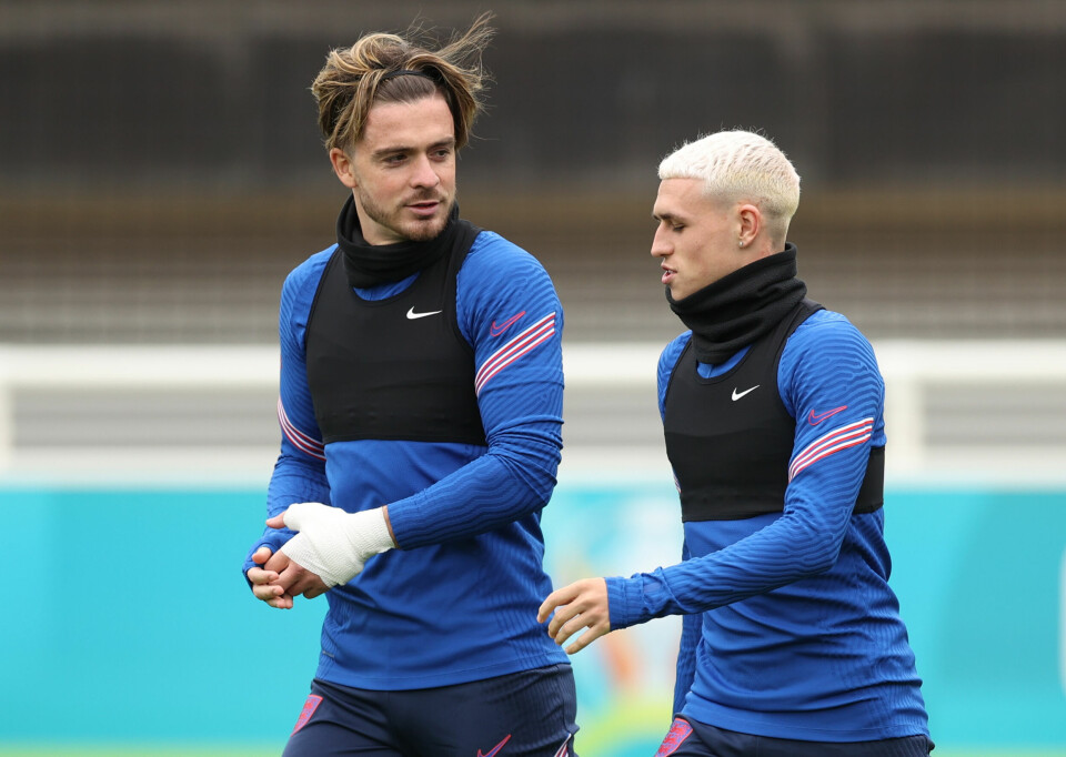 Jack Grealish og Phil Foden kjører hver sin type retrosveis i EM. Jack Grealish og Phil Foden