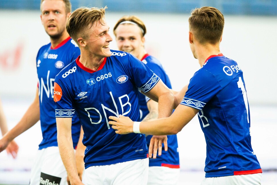 Christian Dahle Borchgrevink og Vålerenga skal snart ut i UEFA-nyvinningen Conference League. Motstander er belgiske Gent. Vålerengas Christian Dahle Borchgrevink i eliteseriekampen mellom VIF og Sarpsborg 08 på Intility Arena.