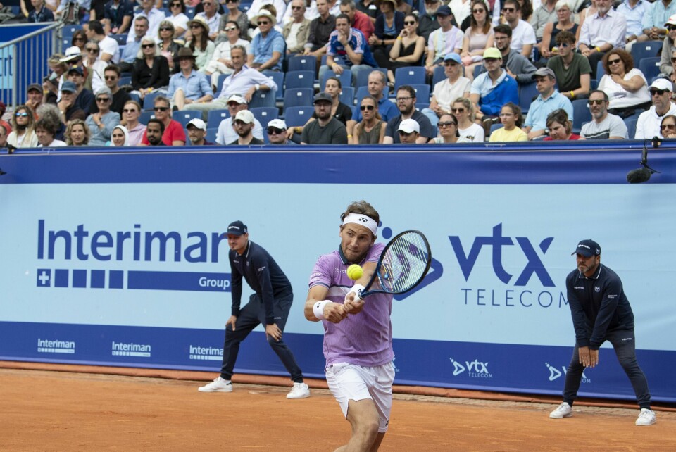 Casper Ruud, her under finaleseieren i Gstad forrige uke, vant i kvartfinalen i Kitzbühel torsdag. Casper Ruud, her under finaleseieren i Gstad forrige uke, vant i kvartfinalen i Kitzbühel torsdag. Foto: Peter Schneider / Keystone via AP / NTB