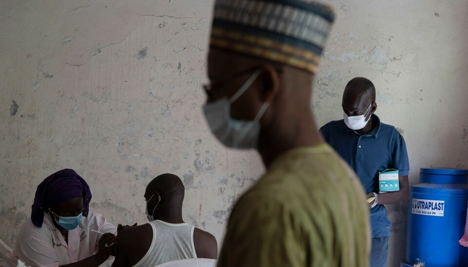 WHO sier det blir en økning i leveransene av vaksiner til Afrika framover.Foto: AP / NTB WHO sier det blir en økning i leveransene av vaksiner til Afrika framover.Foto: AP / NTB