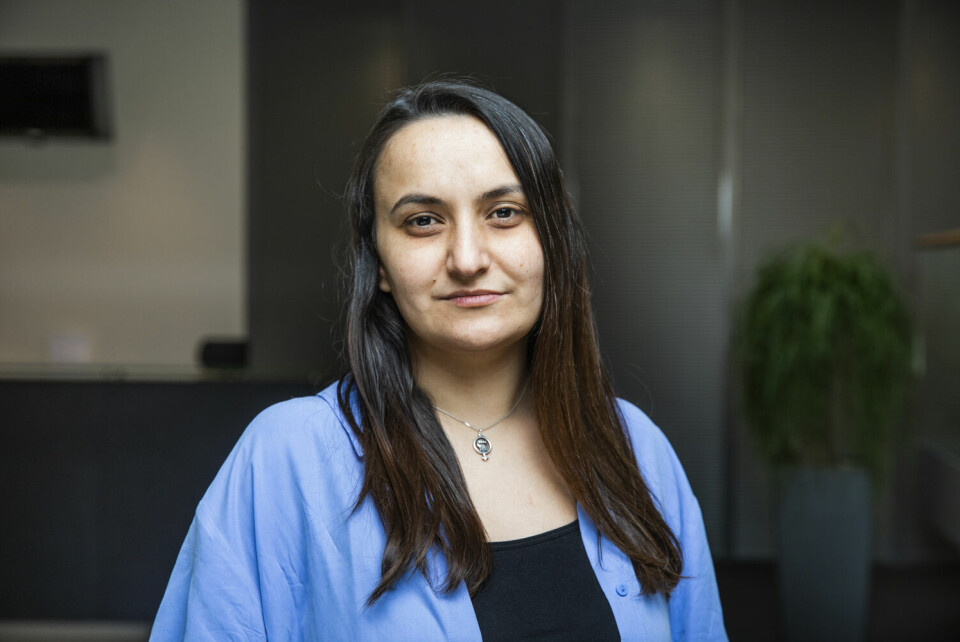 Rødt Seher Aydar