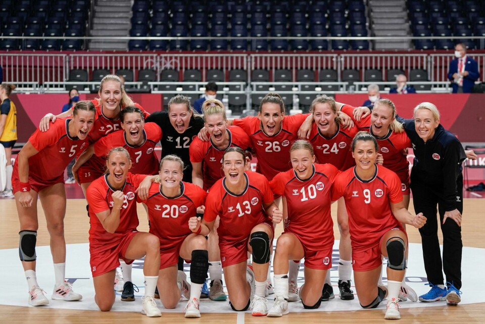 Norges kvinnelandslag i håndball vinner bronsefinalen i OL i Tokyo 2020 håndball for kvinner mellom Norge og Sverige i Yoyogi National Stadium. Norges kvinnelandslag i håndball vinner bronsefinalen i OL i Tokyo 2020 håndball for kvinner mellom Norge og Sverige i Yoyogi National Stadium.