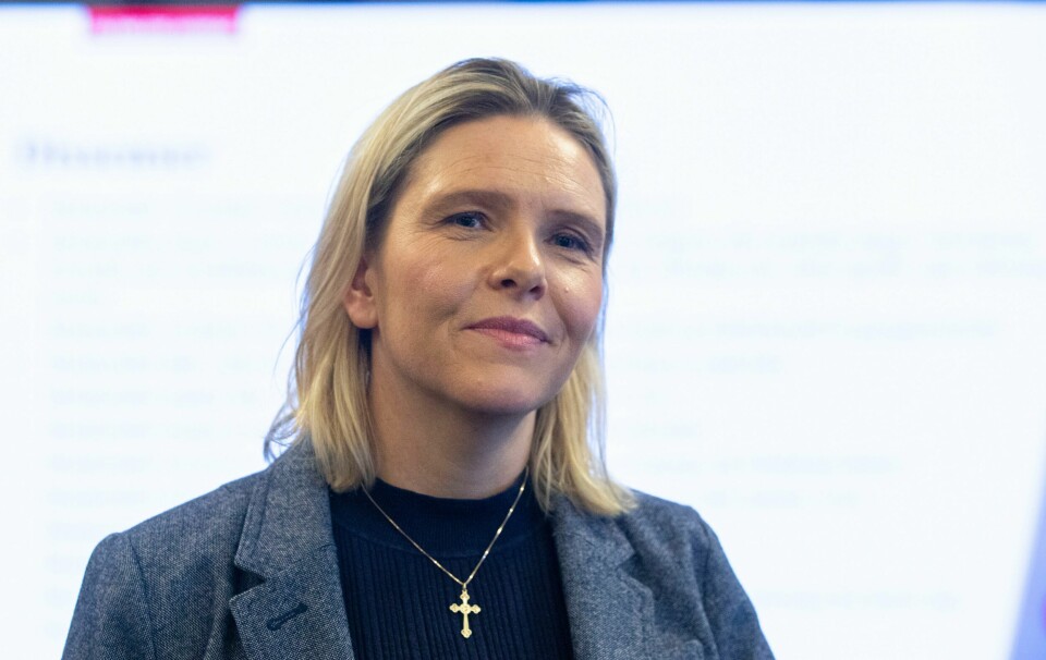 Frp-leder Sylvi Listhaugs kors har vært lite synlig de siste årene. Men nå som valgkampen er i gang prøver hun igjen å appellere til velgere som er opptatt av 'norske, kristne verdier'. Det er slett ikke sikkert det vil fungere, skriver vår spaltist. .