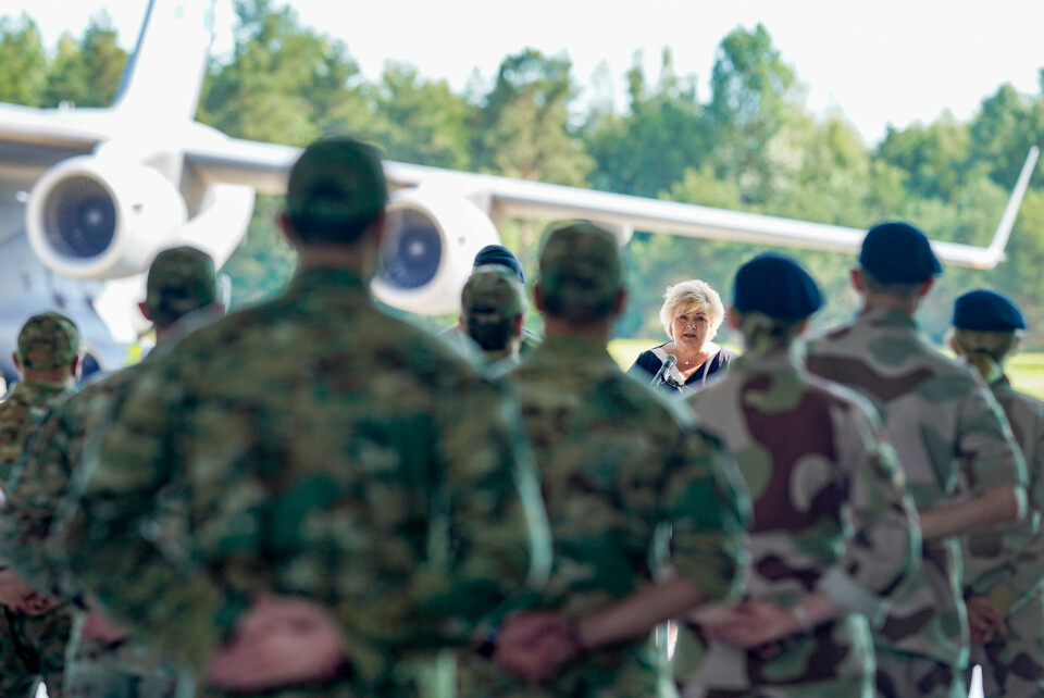 Statsminister Erna Solberg holdt tale under mottagelsen for de siste norske kampsoldatene som i juni i år kom med fly fra Afghanistan. Statsminister Erna Solberg holdt tale under mottagelsen for de siste norske kampsoldatene som i juni i år kom med fly fra Afghanistan.