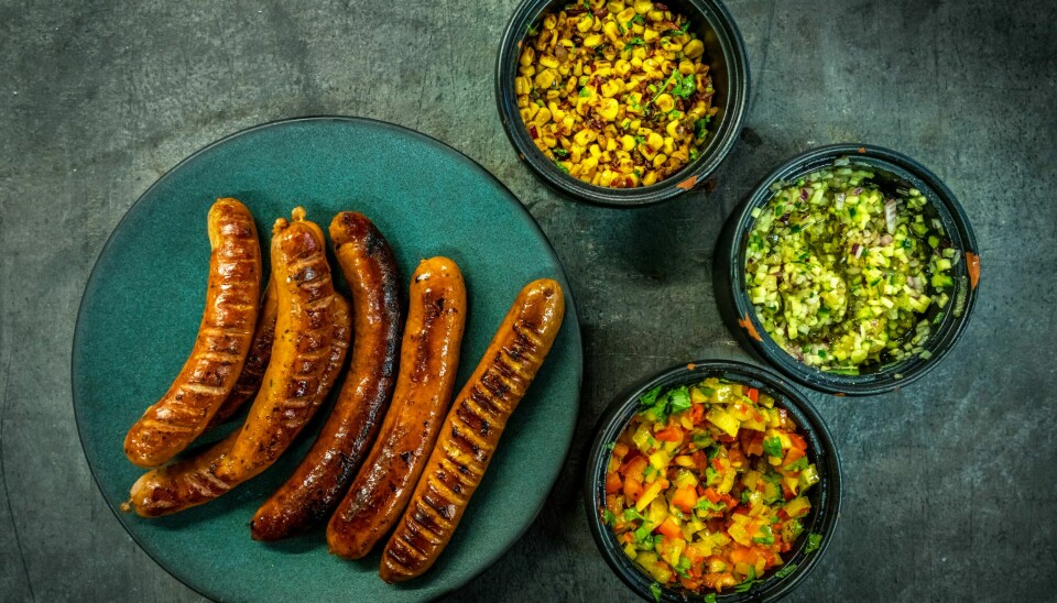 ENKLE GLEDER: Alle liker pølser. Både kjøttspisere, pescetarianere, vegetarianere og veganere kan finne sine favoritter. Foto: Ole Berg-Rusten / NTB ENKLE GLEDER: Alle liker pølser. Både kjøttspisere, pescetarianere, vegetarianere og veganere kan finne sine favoritter. Foto: Ole Berg-Rusten / NTB