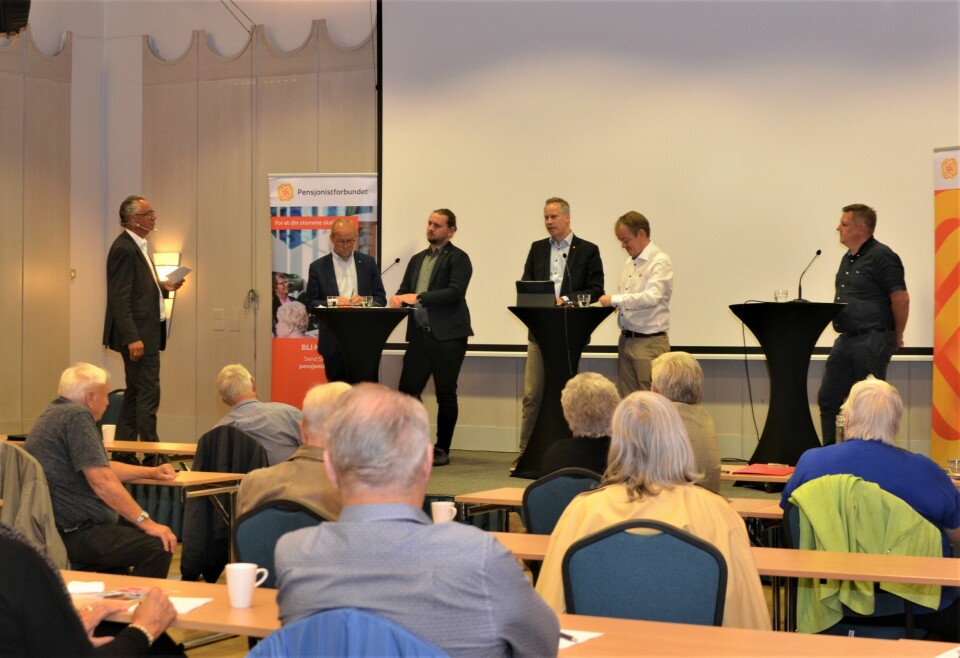 Kjell Werner ledet Pensjonistforbundet Østfolds valgdebatt i Fredrikstad. I panelet Ole André Myhrvold (Sp), Freddy André Øvstegård (SV), Jon-Ivar Nygård (Ap), Erlend Wiborg (Frp) og René Rafshol (H). Kjell Werner ledet Pensjonistforbundet Østfolds valgdebatt i Fredrikstad. I panelet Ole André Myhrvold (Sp), Freddy André Øvstegård (SV), Jon-Ivar Nygård (Ap), Erlend Wiborg (Frp) og René Rafshol (H).